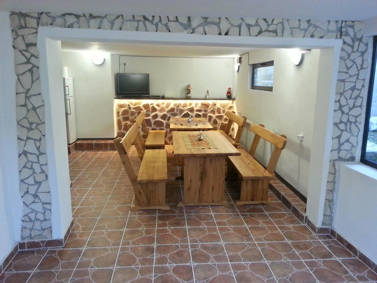 Guest House Bedrock Belogradchik Extérieur photo