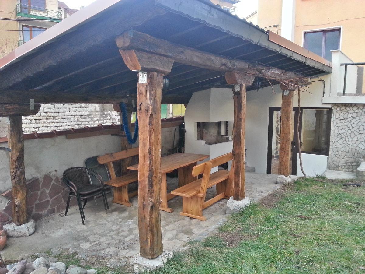 Guest House Bedrock Belogradchik Extérieur photo