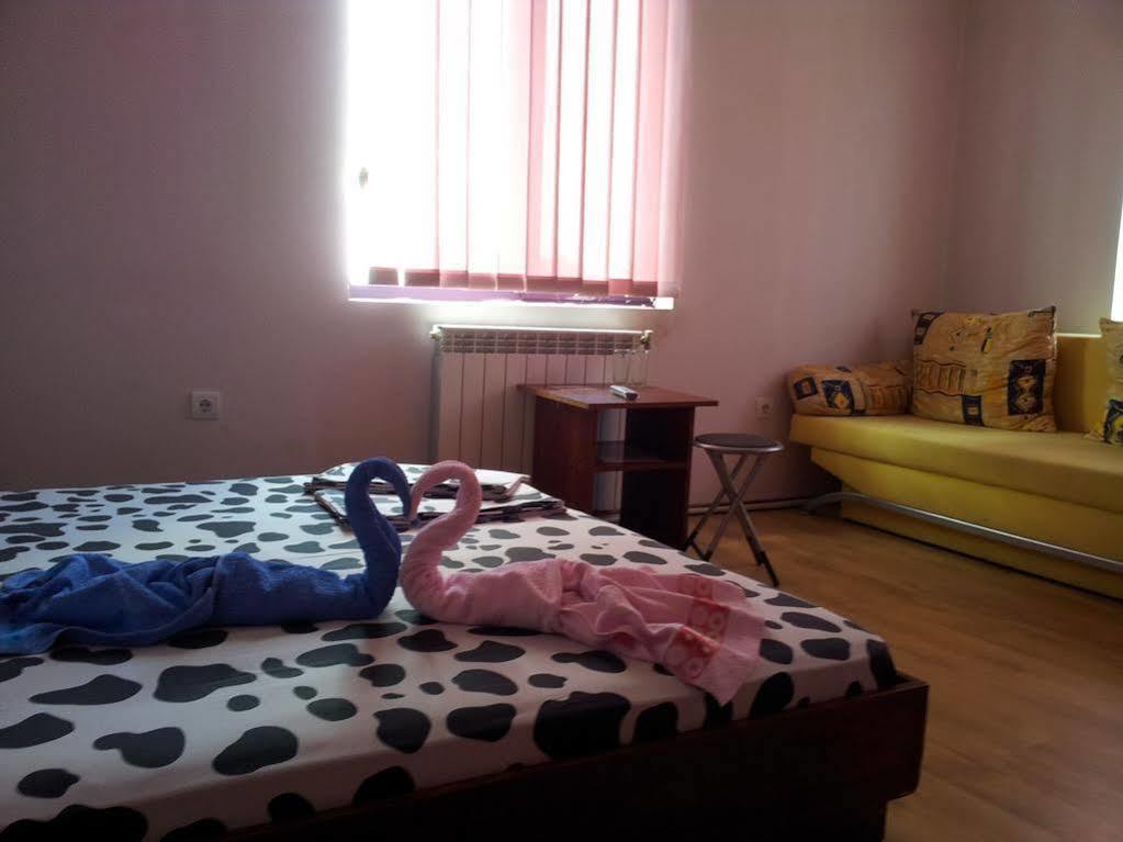 Guest House Bedrock Belogradchik Extérieur photo