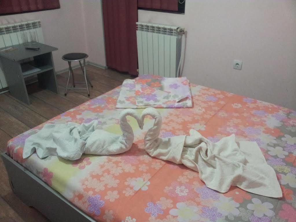 Guest House Bedrock Belogradchik Extérieur photo
