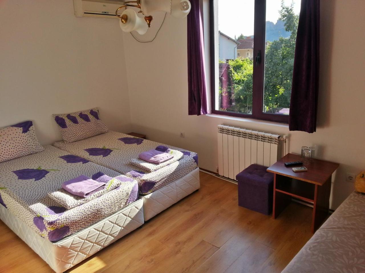 Guest House Bedrock Belogradchik Extérieur photo